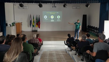 O conhecimento fortalece o nosso campo!